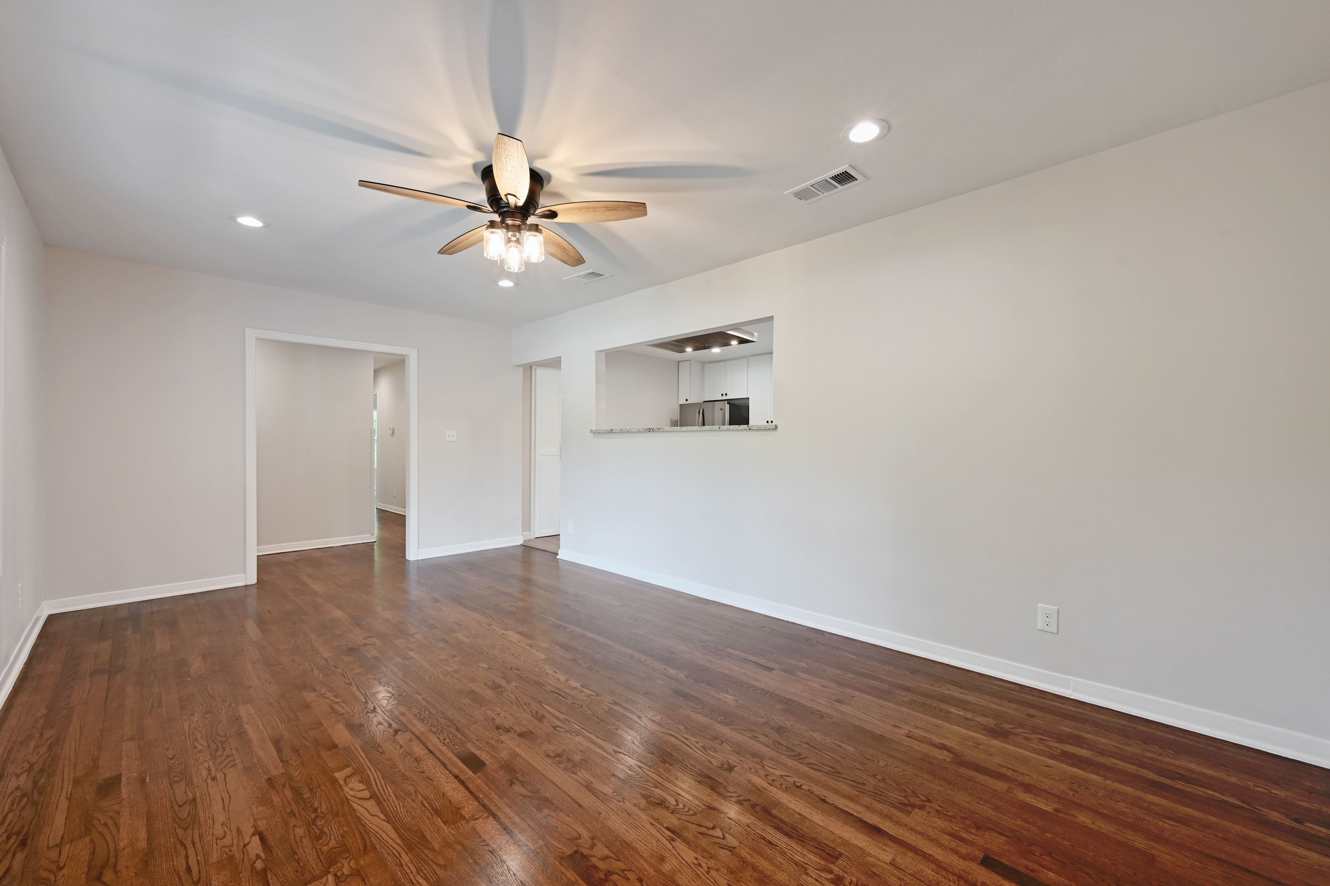  Tranquil Street in South Austin - 物件實景