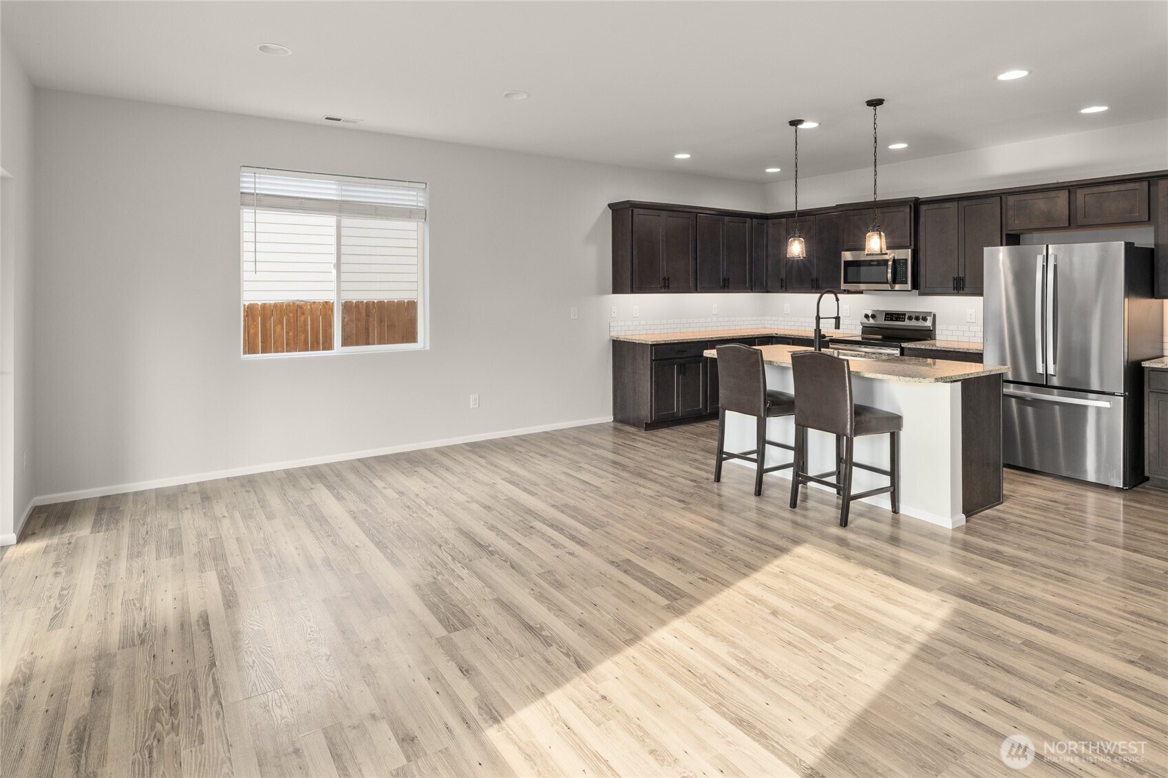 Cle Elum, Washington, 98922, United States, 3 Bedrooms Bedrooms, ,1 BathroomBathrooms,Residential,For Sale,1935300