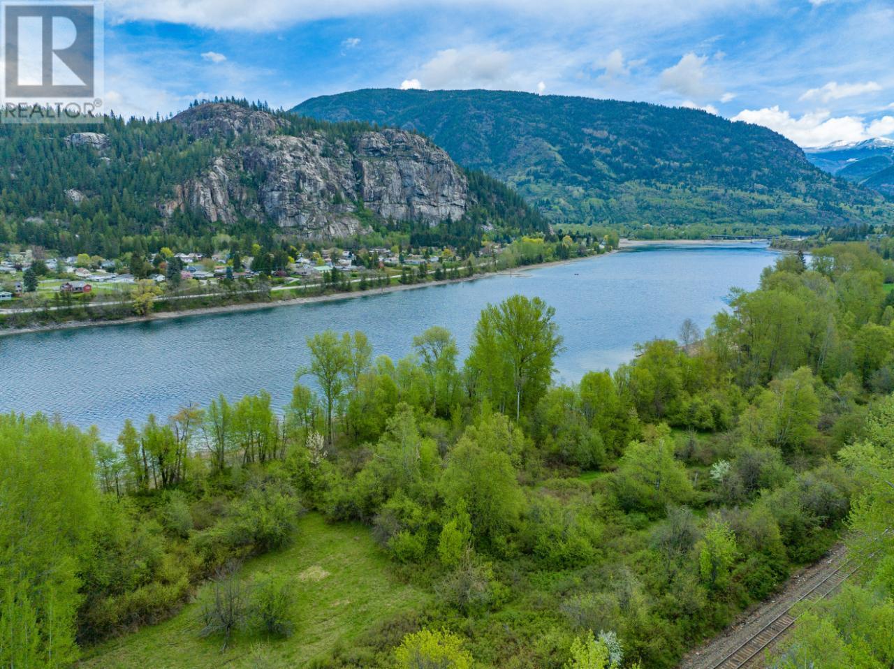 CASTLEGAR, British Columbia, V1N 3N3, CA, ,Residential,For Sale,1913542
