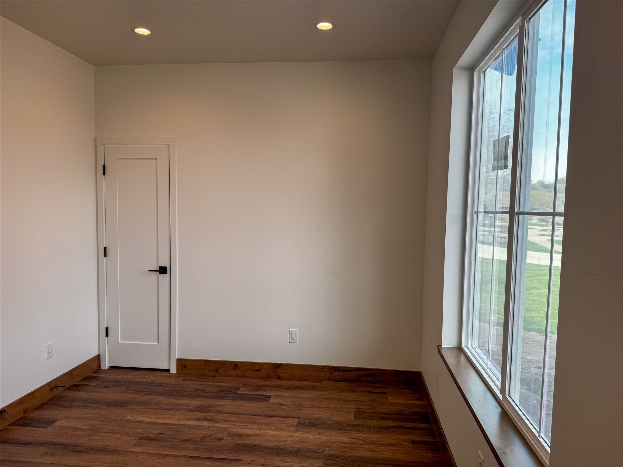 Kalispell, Montana, 59901, United States, 4 Bedrooms Bedrooms, ,2 BathroomsBathrooms,Residential,For Sale,1699650