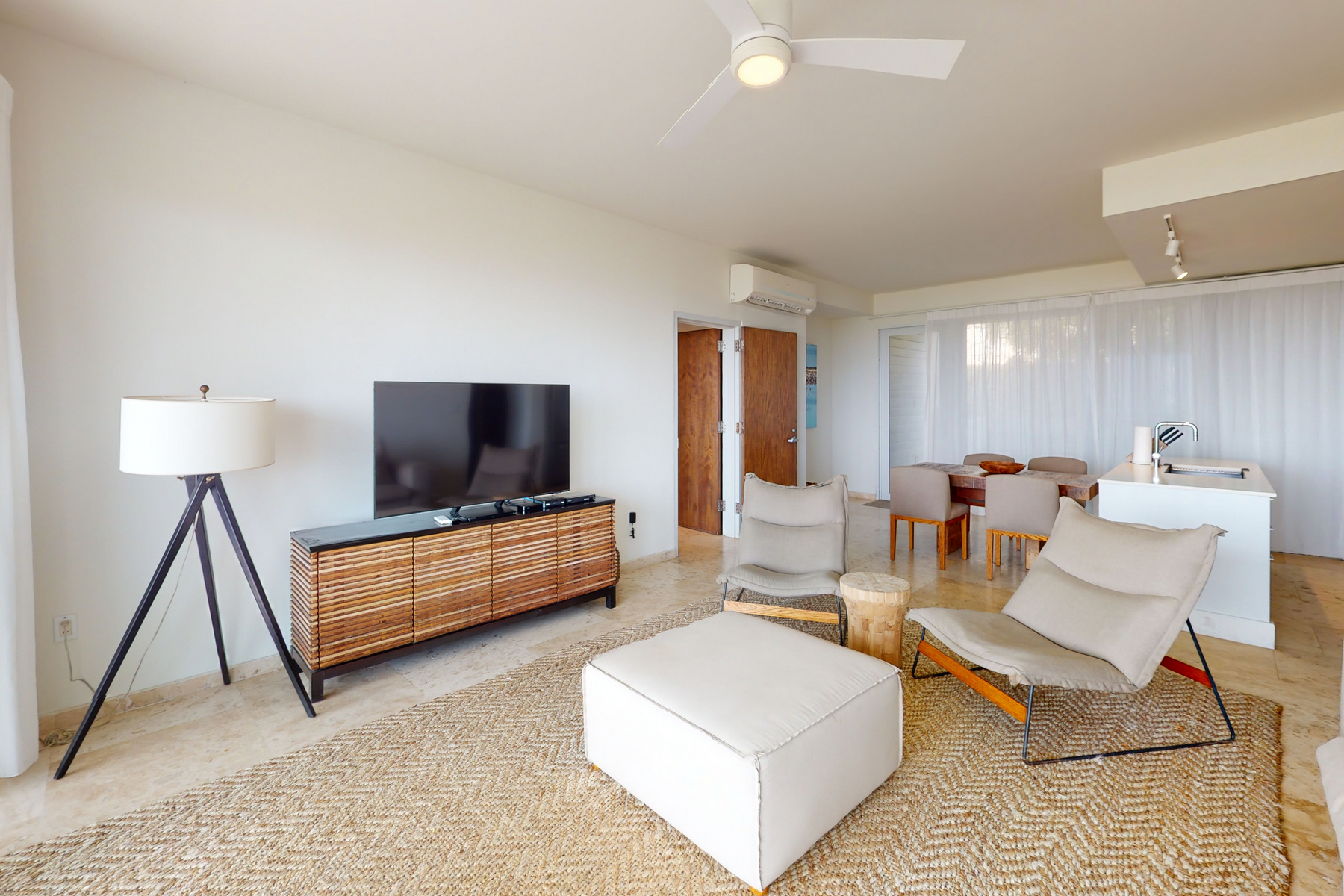  Sailrock Ridgetop Suite 8 A/B - 物件實景