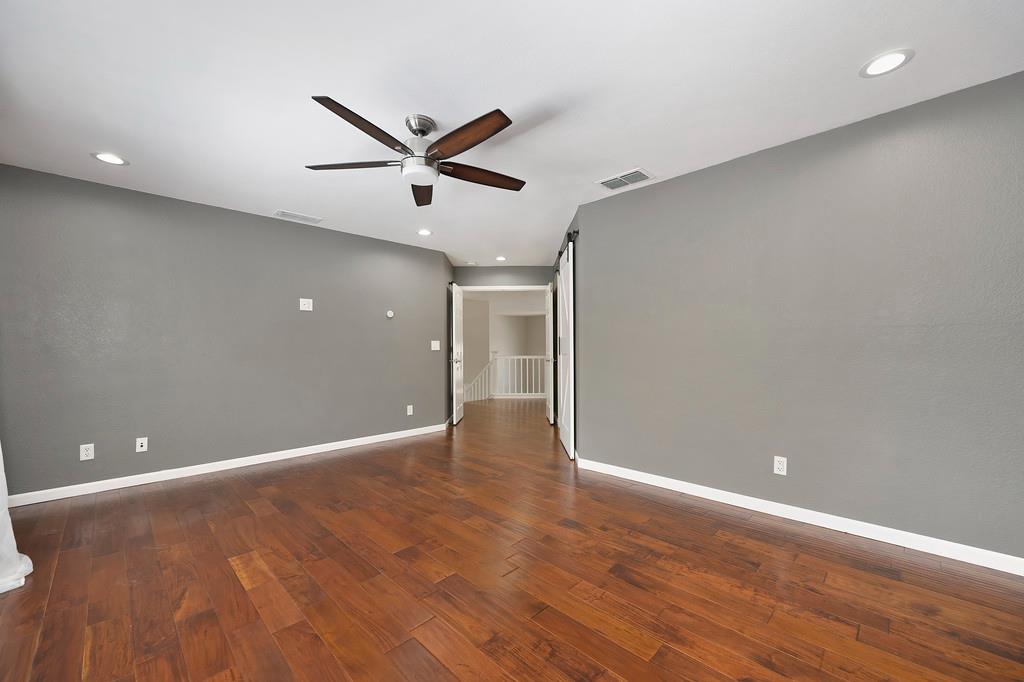 Roseville, California, 95747, United States, 6 Bedrooms Bedrooms, ,4 BathroomsBathrooms,Residential,For Sale,1940337