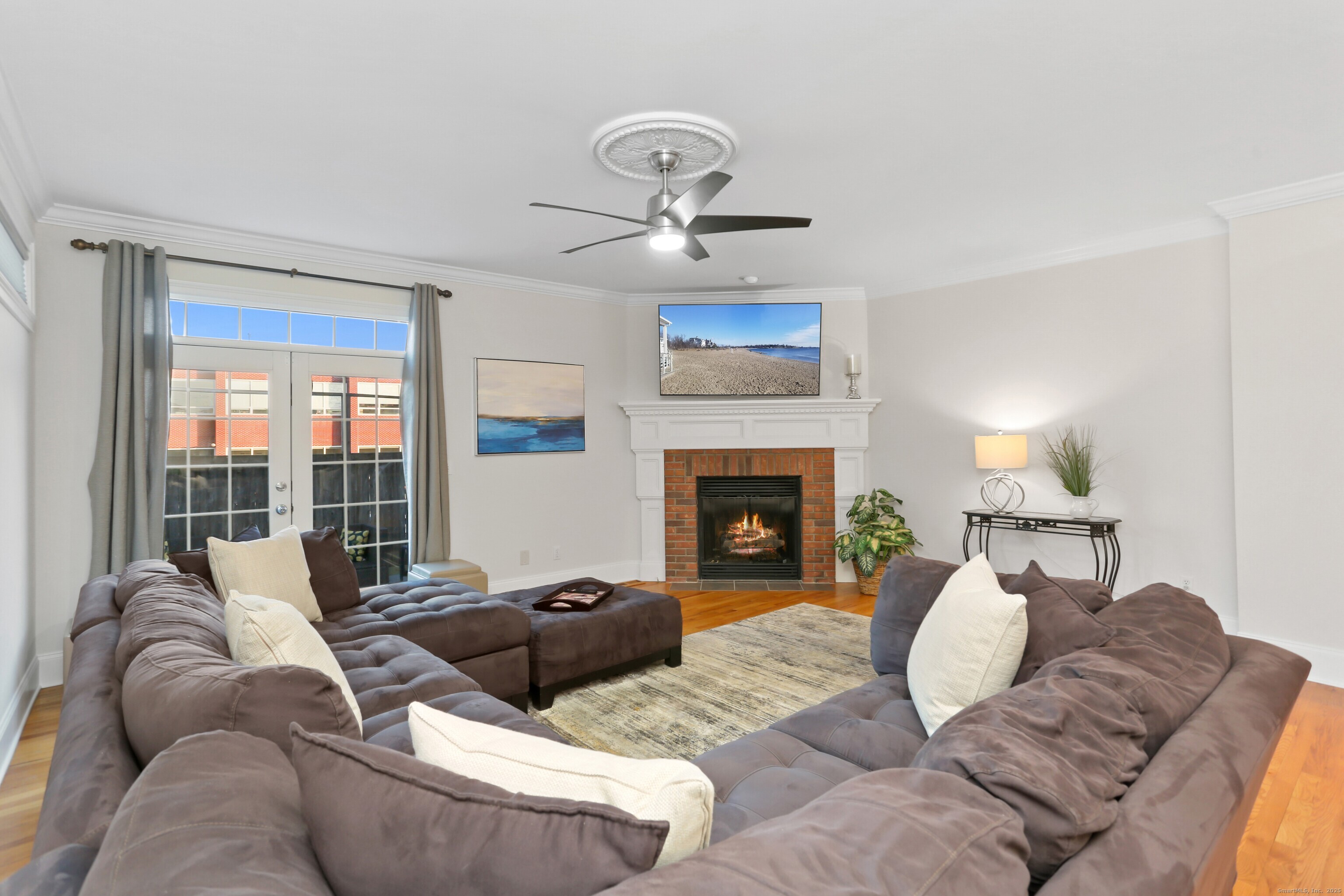 Fairfield, Connecticut, 06824, United States, 3 Bedrooms Bedrooms, ,3 BathroomsBathrooms,Residential,For Sale,2001723