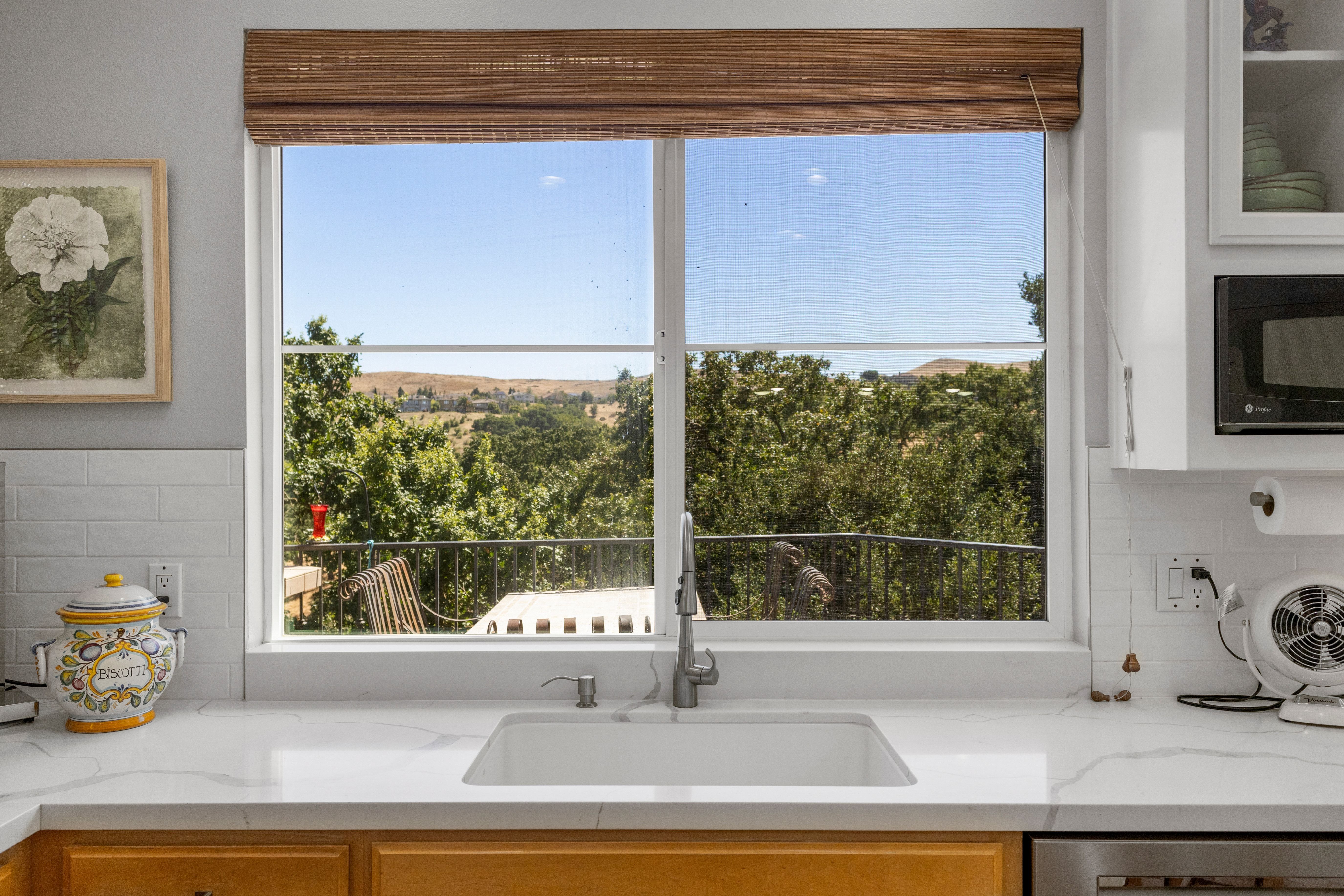  Custom Home on a Spectacular View Lot with Majestic Heritage Oak - 物件實景