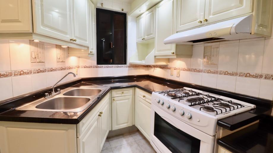 Morelia, Michoacán de Ocampo, 58090, Mexico, 6 Bedrooms Bedrooms, ,5 BathroomsBathrooms,Residential,For Sale,1917745