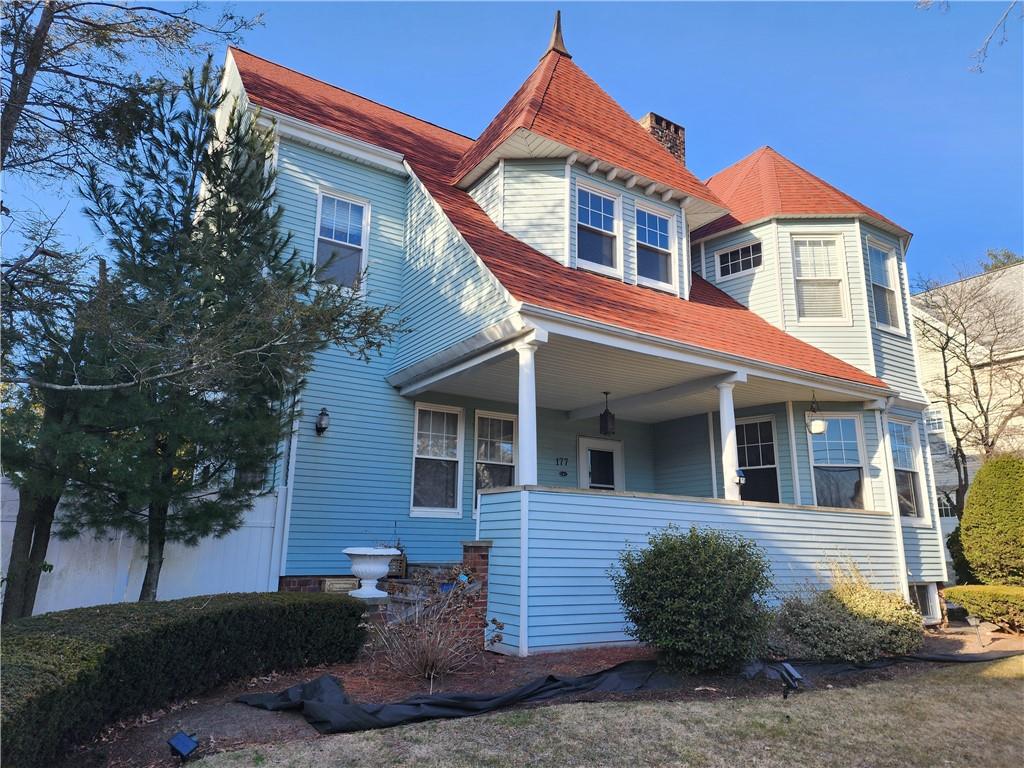 Cranston, Rhode Island, 02905, United States, 5 Bedrooms Bedrooms, ,3 BathroomsBathrooms,Residential,For Sale,1930877