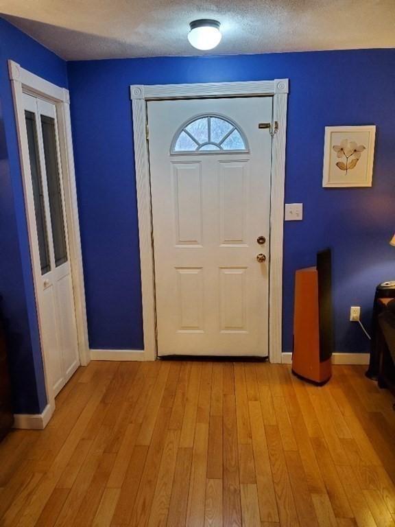 Peabody, Massachusetts, 01960, United States, 3 Bedrooms Bedrooms, ,3 BathroomsBathrooms,Residential,For Sale,1878356