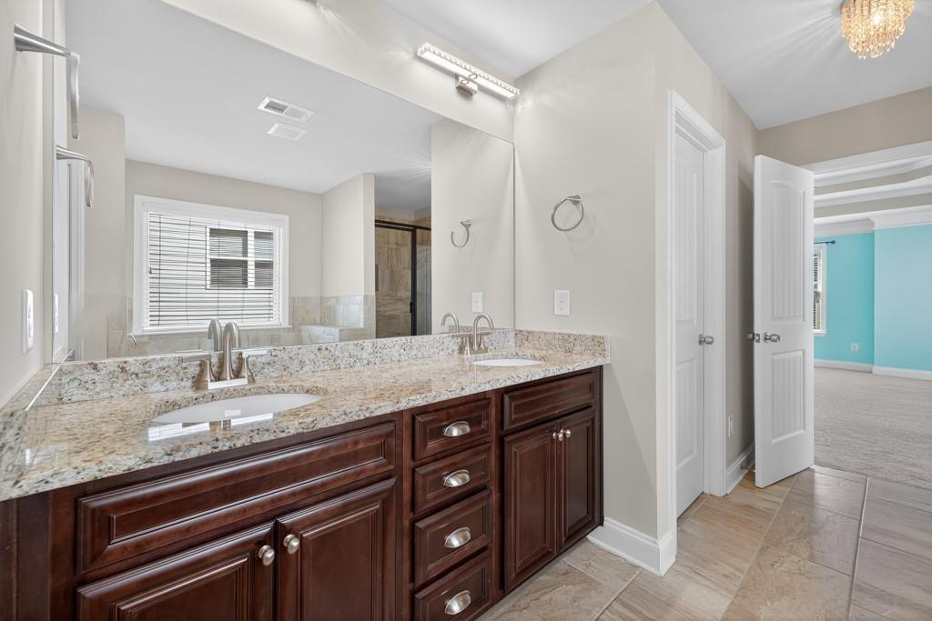 Canton, Georgia, 30114, United States, 5 Bedrooms Bedrooms, ,4 BathroomsBathrooms,Residential,For Sale,1941044