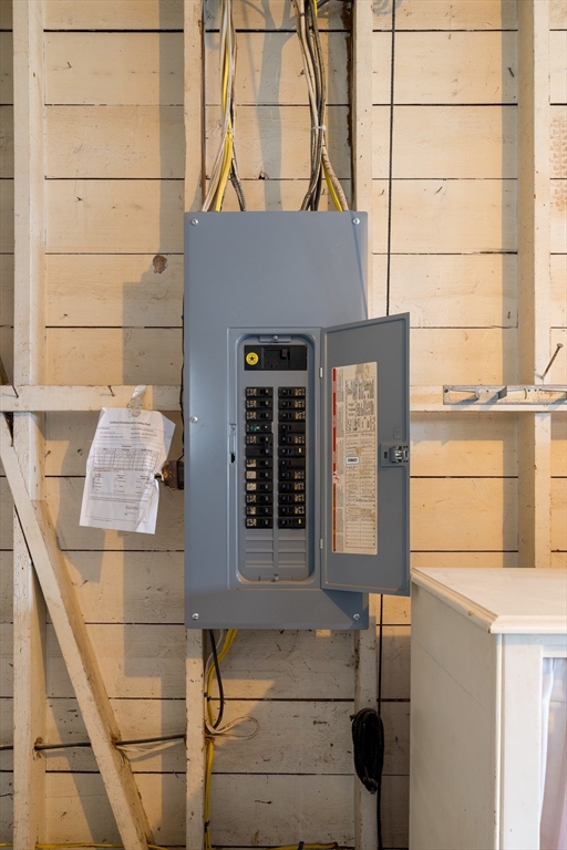 Chelmsford, Massachusetts, 01863, United States, 3 Bedrooms Bedrooms, ,2 BathroomsBathrooms,Residential,For Sale,1988056