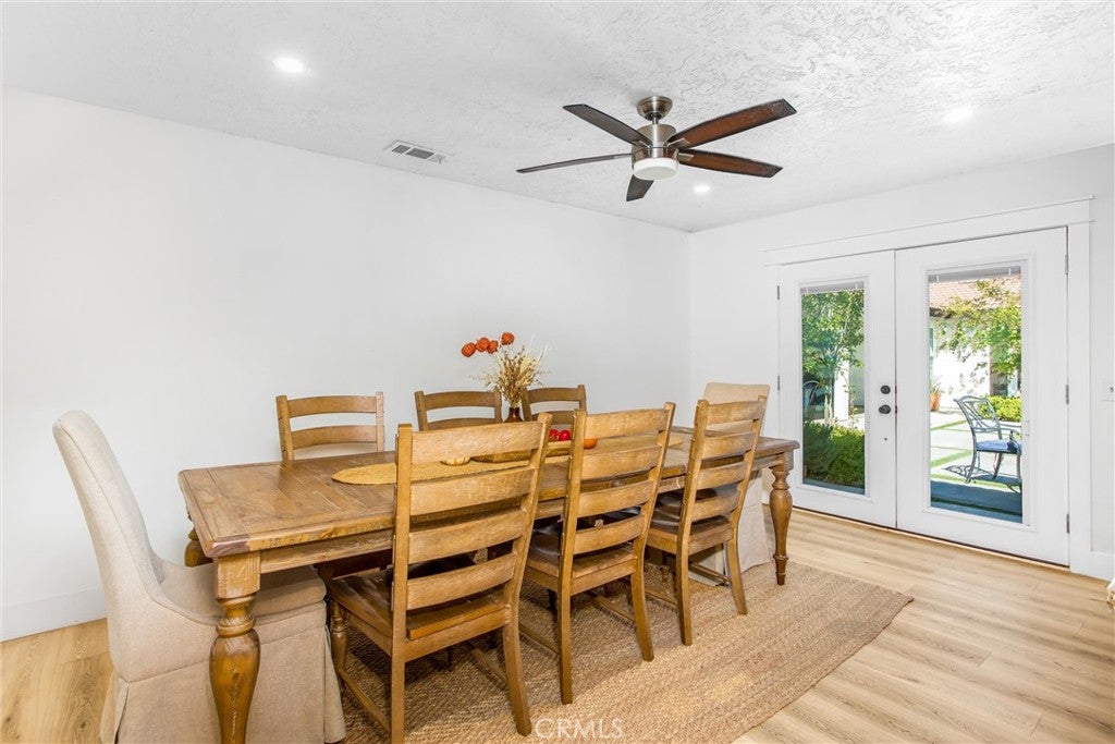 Yucaipa, California, 92399, United States, 7 Bedrooms Bedrooms, ,5 BathroomsBathrooms,Residential,For Sale,1975873