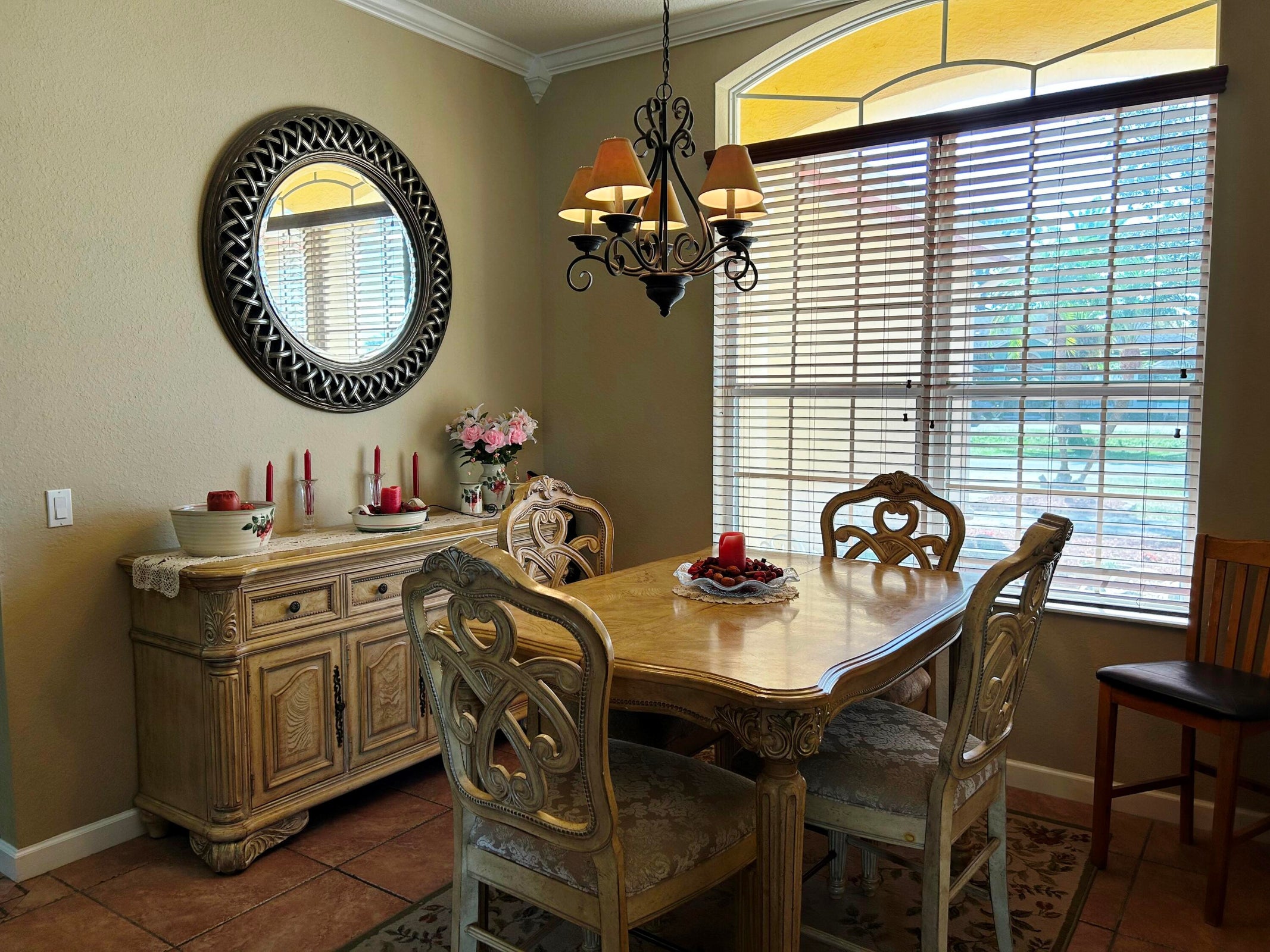 Port Saint Lucie, Florida, 34952, United States, 5 Bedrooms Bedrooms, ,3 BathroomsBathrooms,Residential,For Sale,1935431