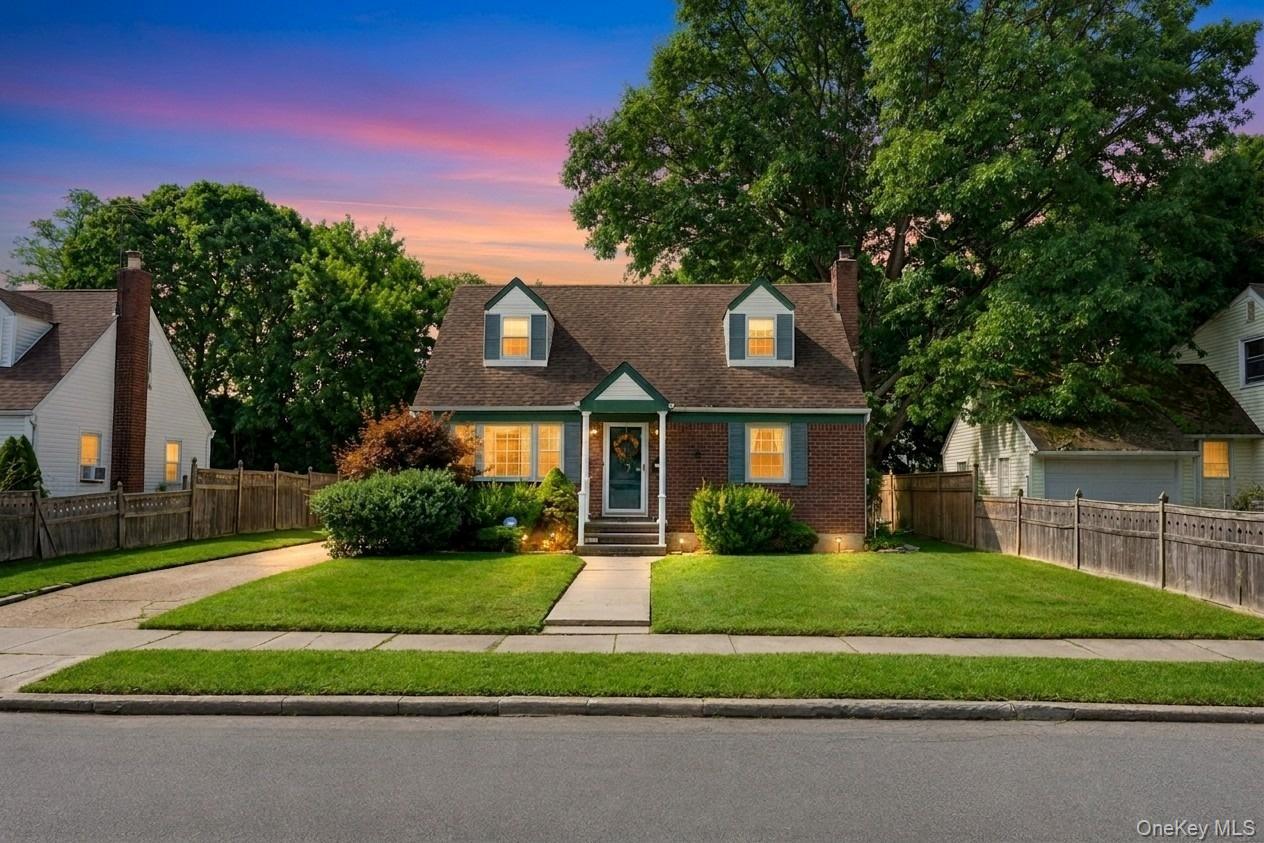 Maple Dr, Amityville, NY 11701 #1