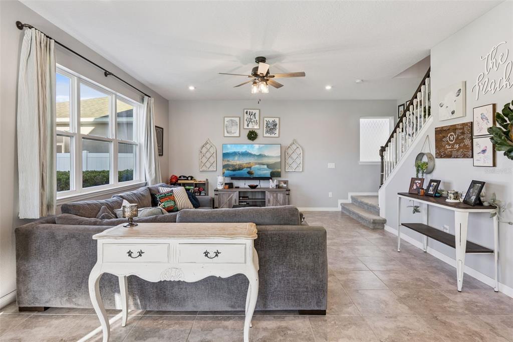 Ocoee, Florida, 34761, United States, 4 Bedrooms Bedrooms, ,3 BathroomsBathrooms,Residential,For Sale,1981980