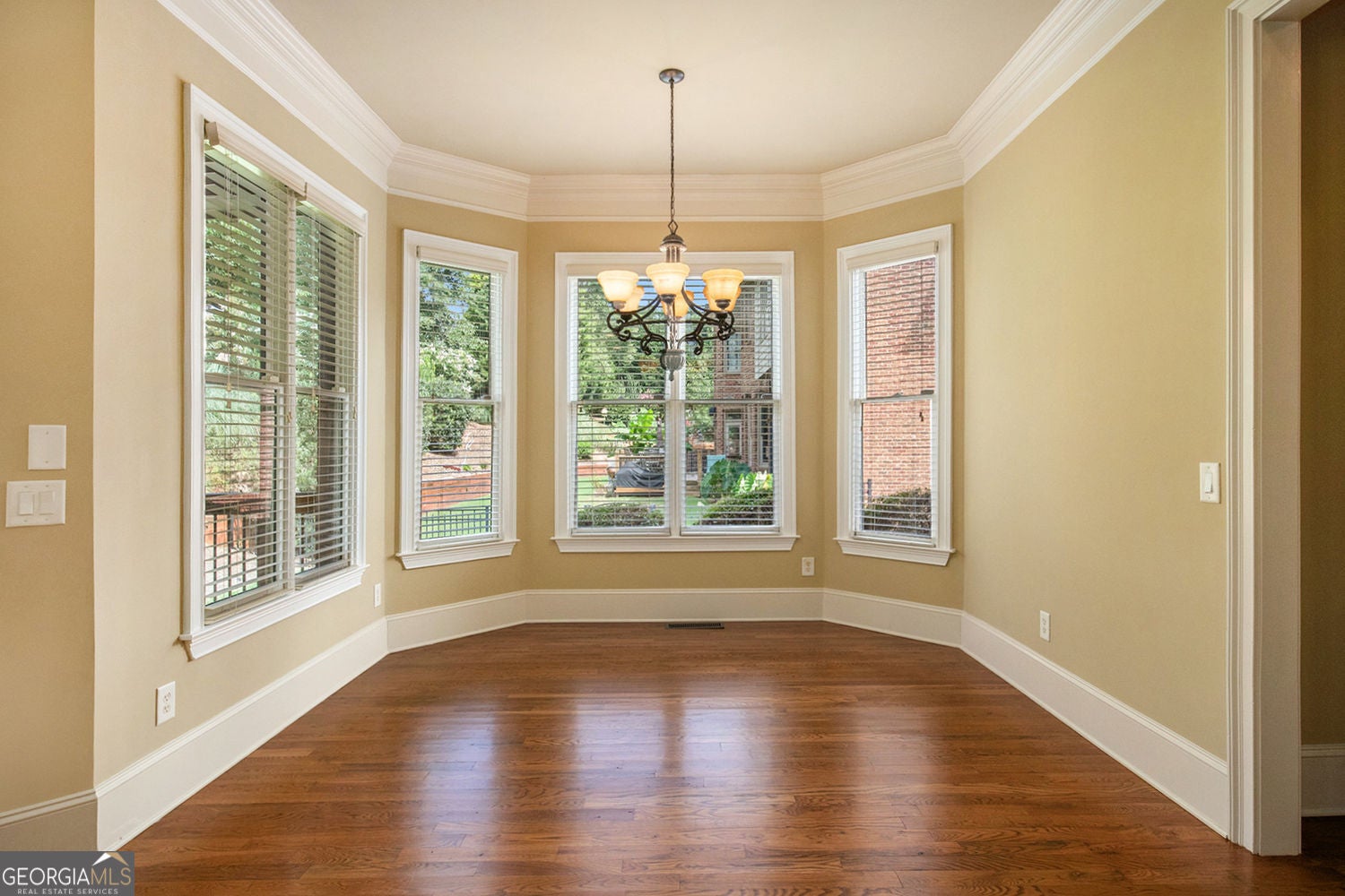Buford, Georgia, 30519, United States, 5 Bedrooms Bedrooms, ,4 BathroomsBathrooms,Residential,For Sale,1922556