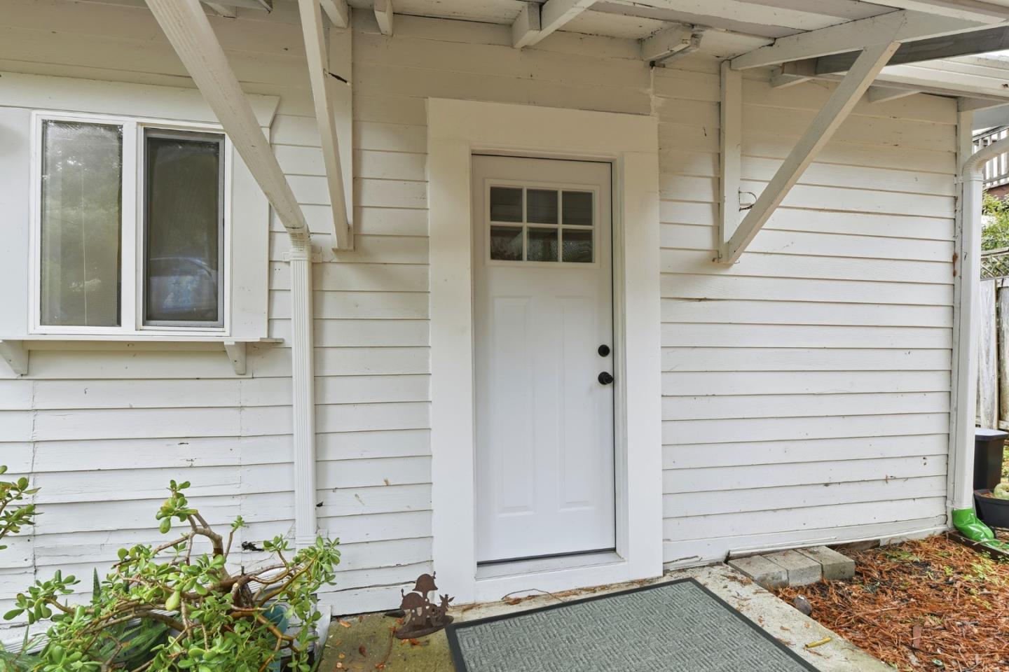 La Honda, California, 94020, United States, 1 Bedroom Bedrooms, ,1 BathroomBathrooms,Residential,For Sale,1989093