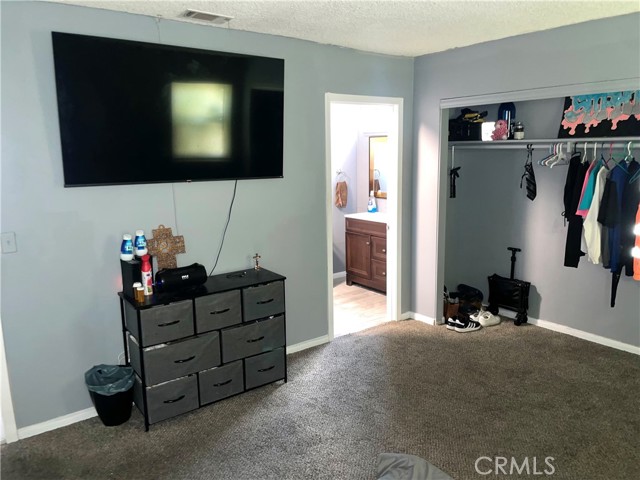 Riverside, California, 92503, United States, 4 Bedrooms Bedrooms, ,2 BathroomsBathrooms,Residential,For Sale,1928709
