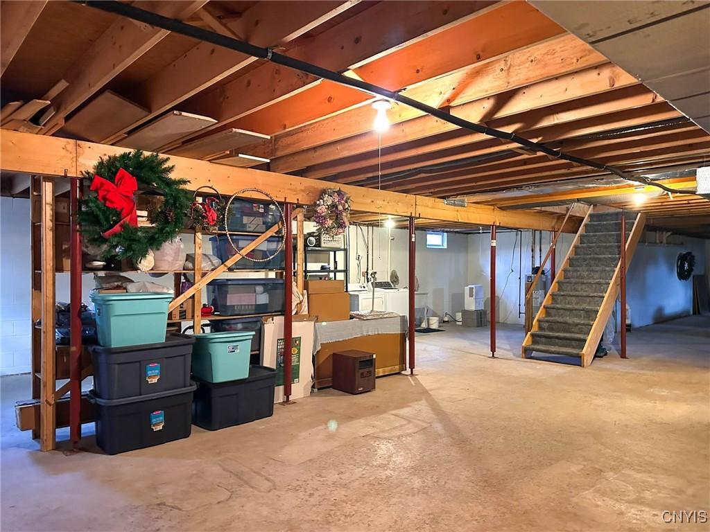 Oneida, New York, 13421, United States, 3 Bedrooms Bedrooms, ,2 BathroomsBathrooms,Residential,For Sale,1940517