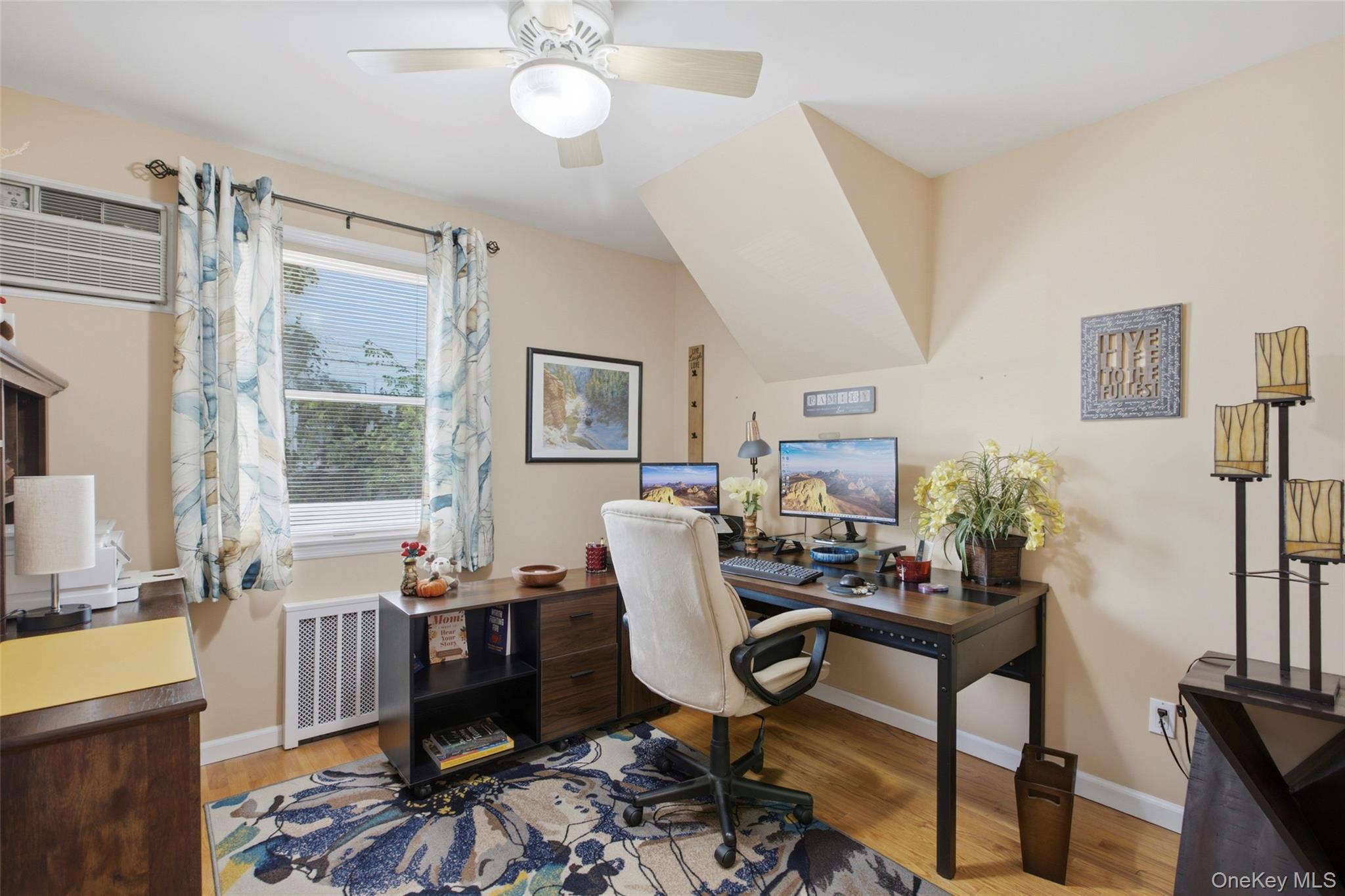  194 Willis Avenue, Floral Park, NY, 11001 - 物件實景