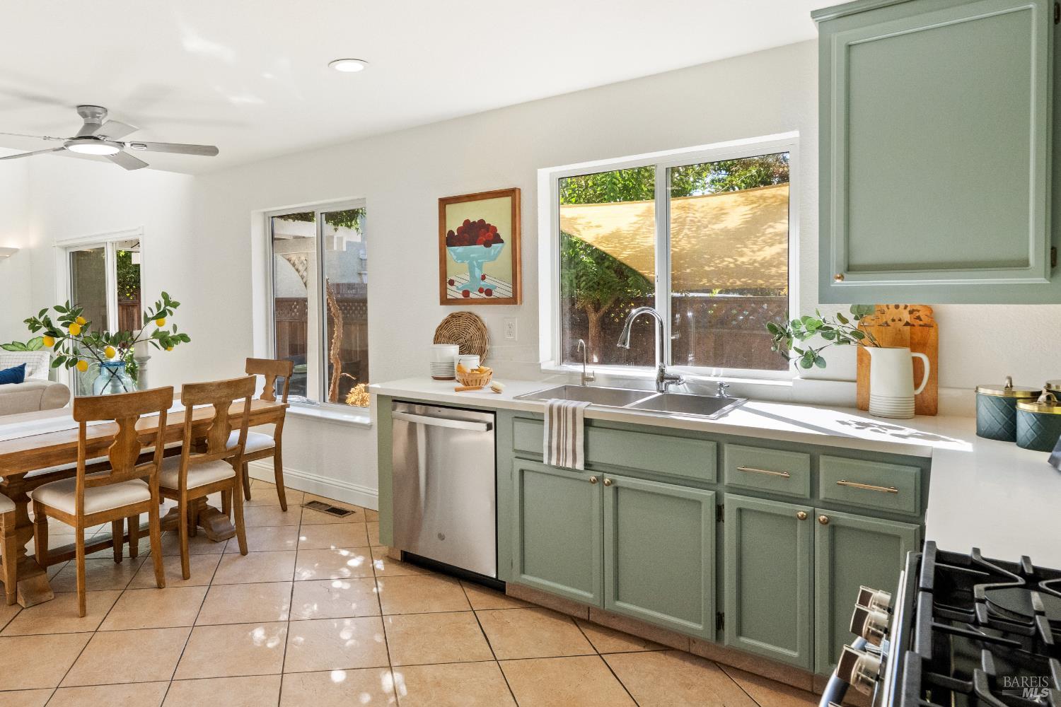 Napa, California, 94558, United States, 3 Bedrooms Bedrooms, ,3 BathroomsBathrooms,Residential,For Sale,1988088