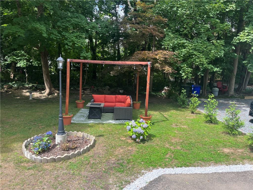 Bristol, Rhode Island, 02809, United States, 3 Bedrooms Bedrooms, ,1 BathroomBathrooms,Residential,For Sale,2002471