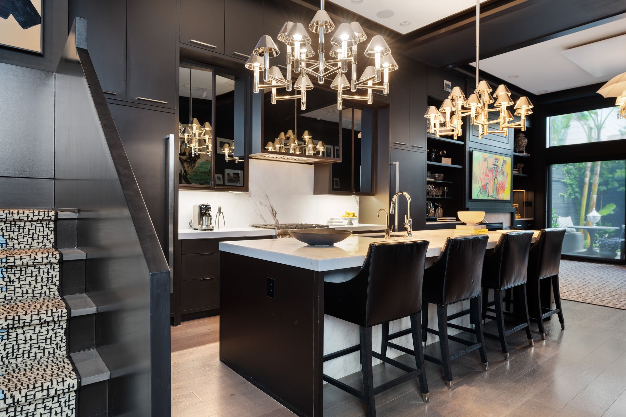  2117 Elmen Street B - 物件實景