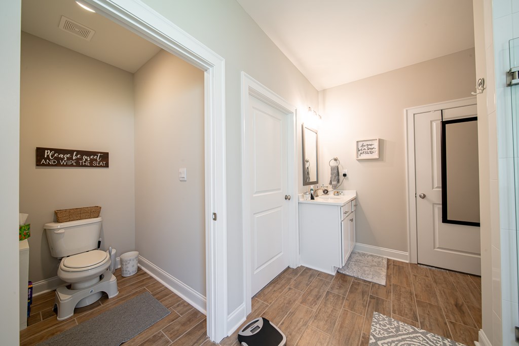 Fortson, Georgia, 31808, United States, 5 Bedrooms Bedrooms, ,4 BathroomsBathrooms,Residential,For Sale,1977025