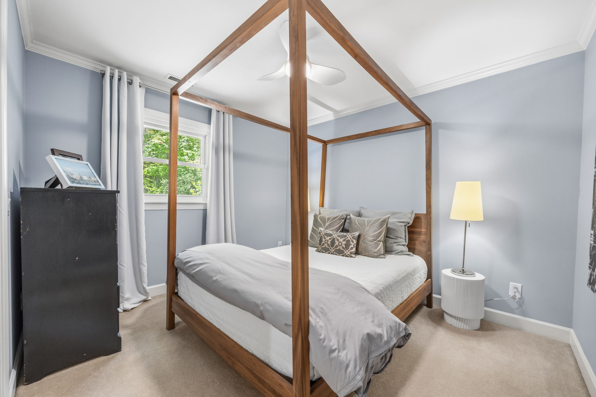  8 Sedgewood Road, Chapel Hill, NC 27514 - 物件實景