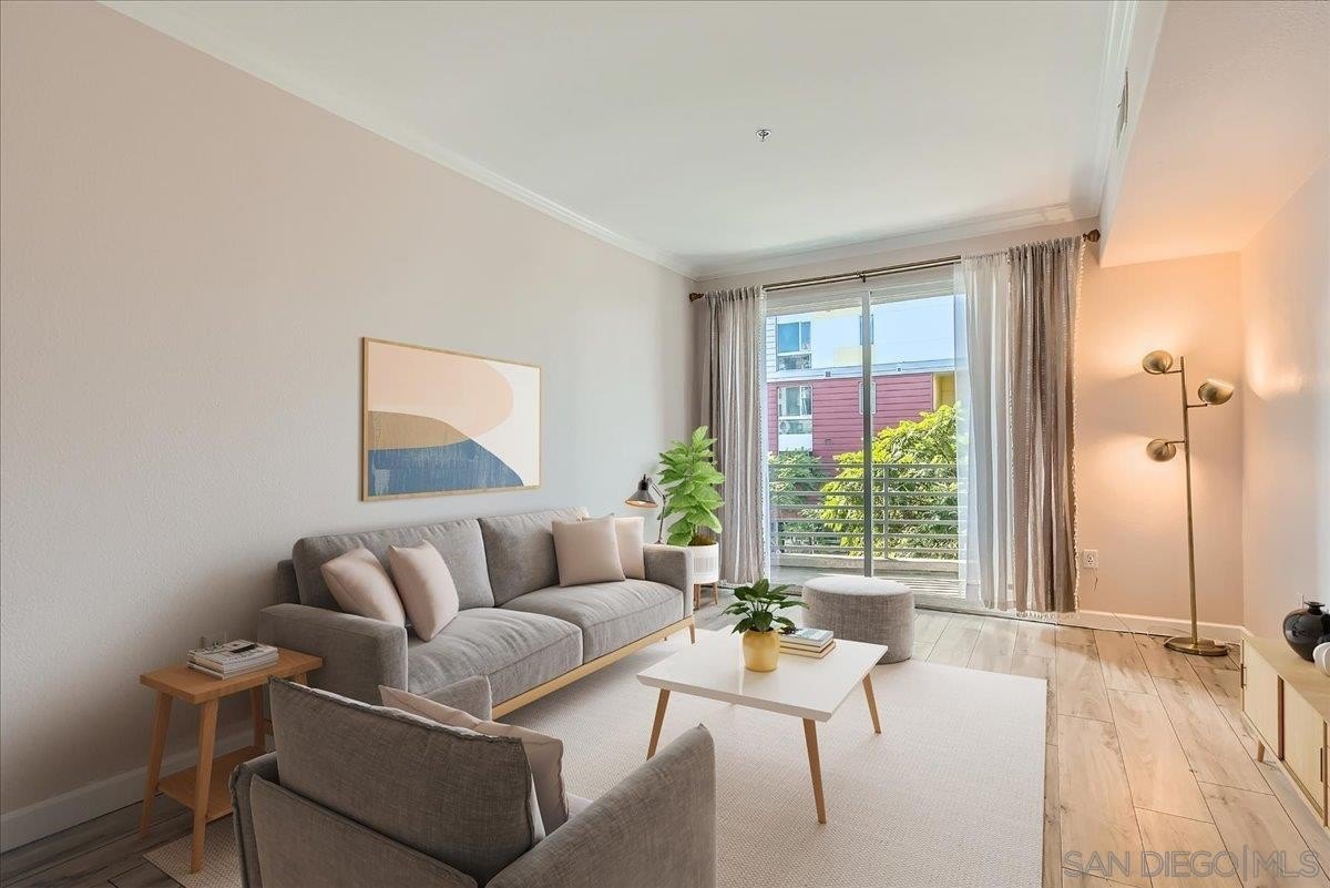 1643 6Th Ave 208, San Diego, California, 92101, United States, 2 Bedrooms Bedrooms, ,2 BathroomsBathrooms,Residential,For Sale,1643 6Th Ave 208,1673339