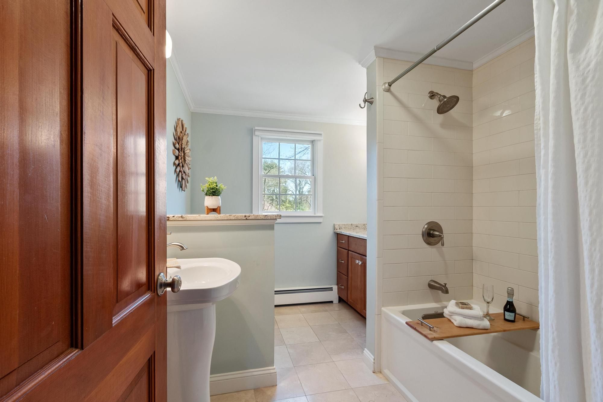  4 White Pine Drive, Georgetown, MA, 01833 - 物件實景