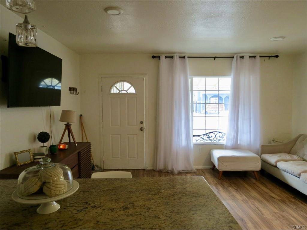 Los Angeles, California, 90044, United States, 3 Bedrooms Bedrooms, ,2 BathroomsBathrooms,Residential,For Sale,1899668