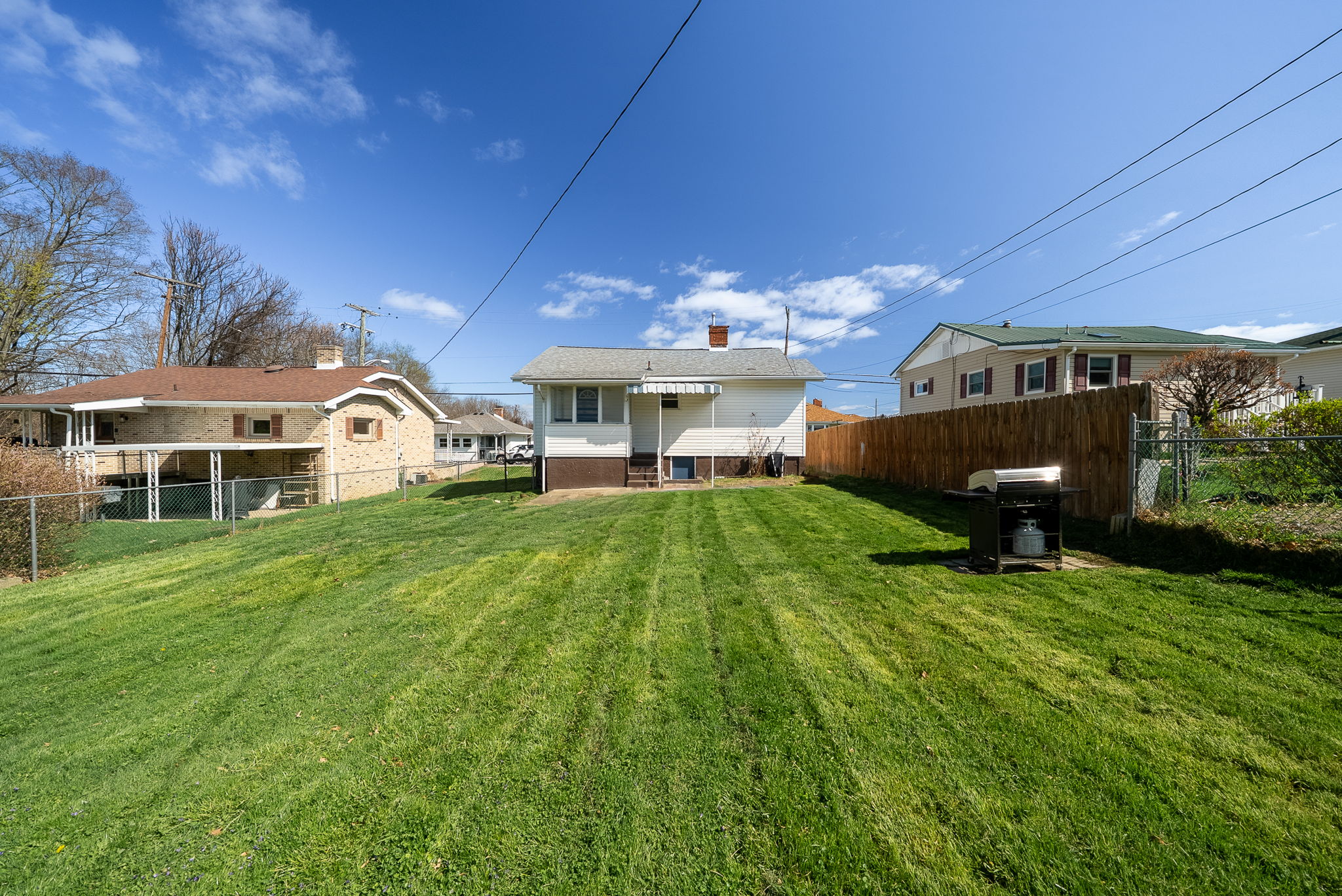  603 Memorial Drive, New Kensington, PA 15068 - 物件實景