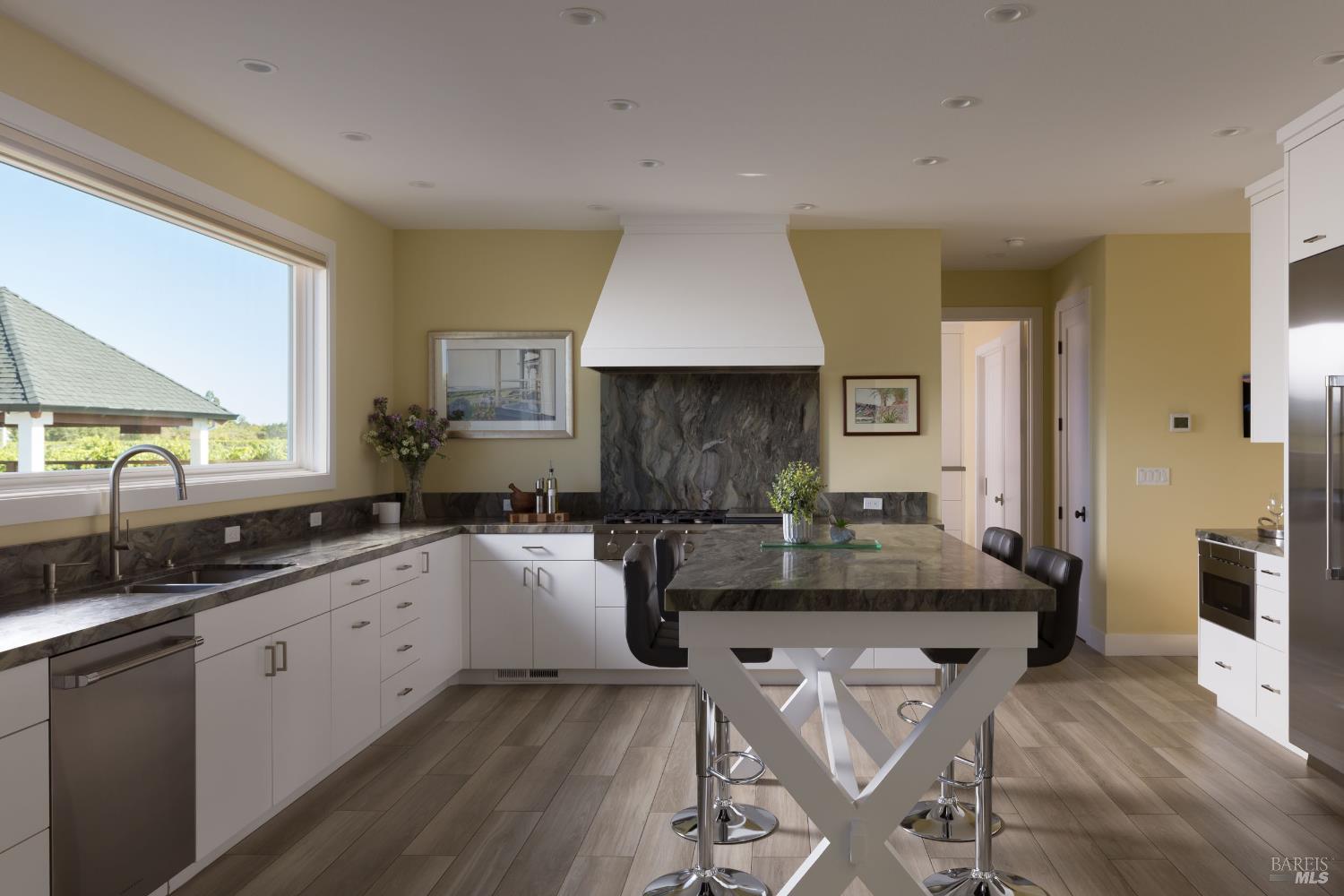 Santa Rosa, California, 95401, United States, 4 Bedrooms Bedrooms, ,4 BathroomsBathrooms,Residential,For Sale,1993093