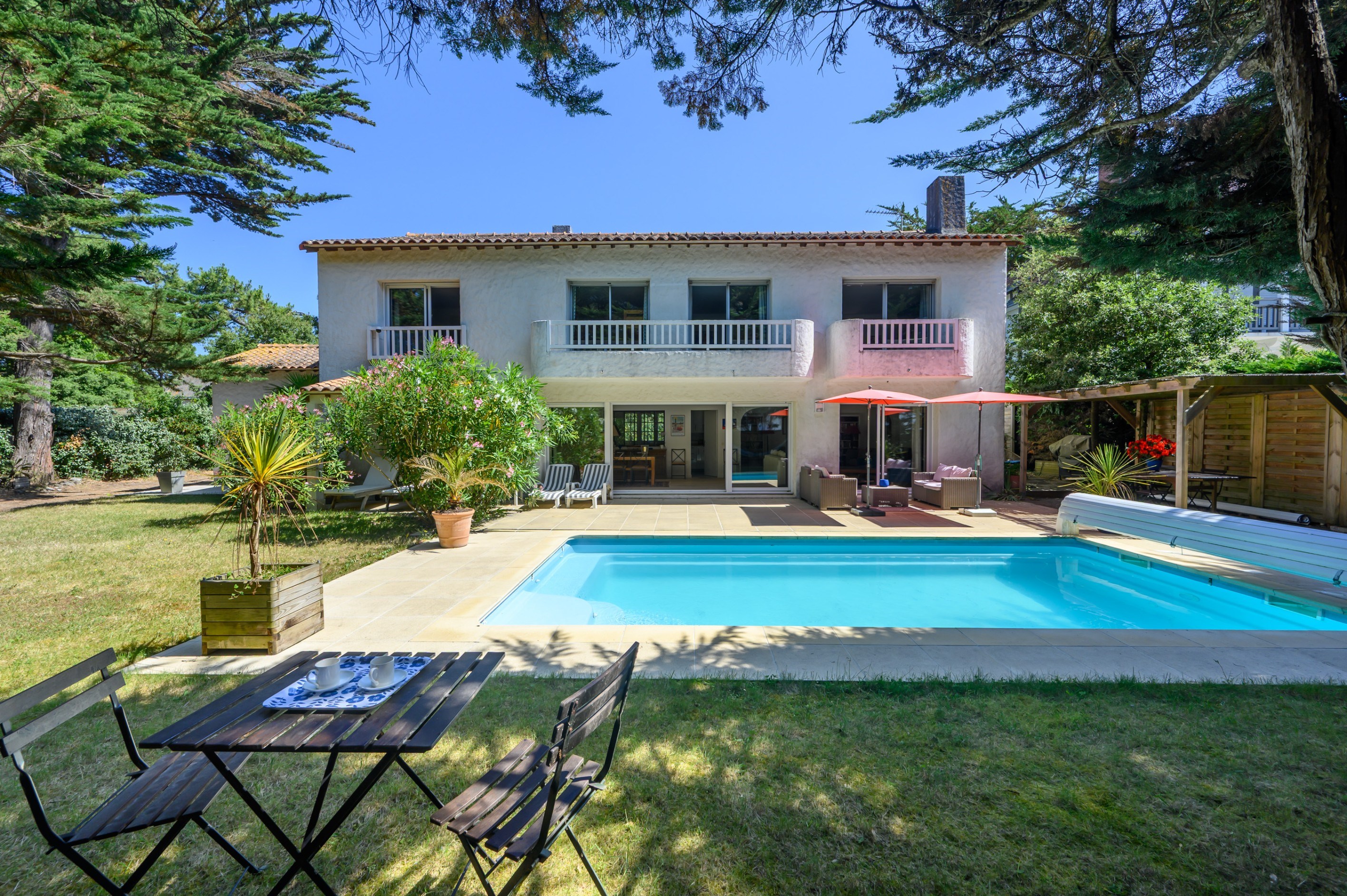  Charming Provencal-style villa with garden and swimming pool - Lajarrige distri… - 物件實景