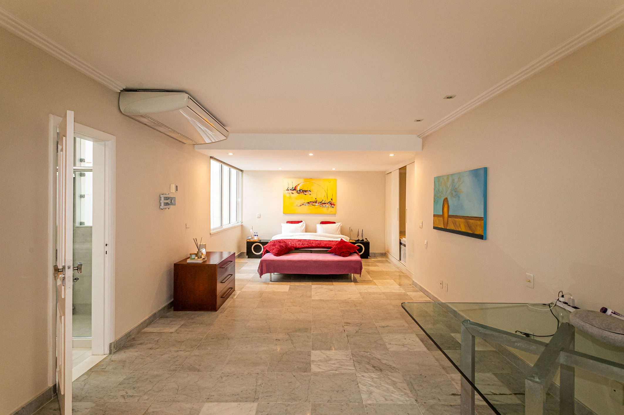  Linear apartment with breathtaking ocean views in prime Ipanema location - 物件實景