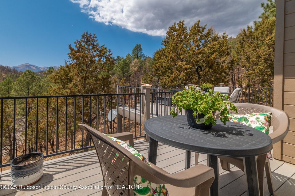 Alto, New Mexico, 88312, United States, 3 Bedrooms Bedrooms, ,3 BathroomsBathrooms,Residential,For Sale,1915244