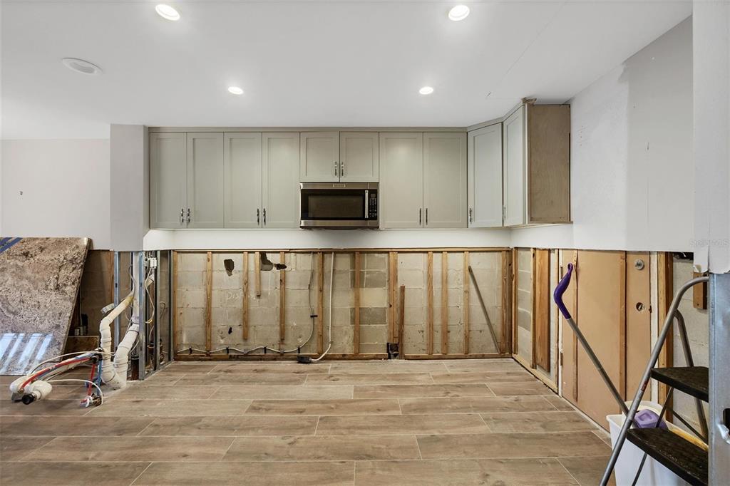 Sarasota, Florida, 34236, United States, 2 Bedrooms Bedrooms, ,2 BathroomsBathrooms,Residential,For Sale,1743454