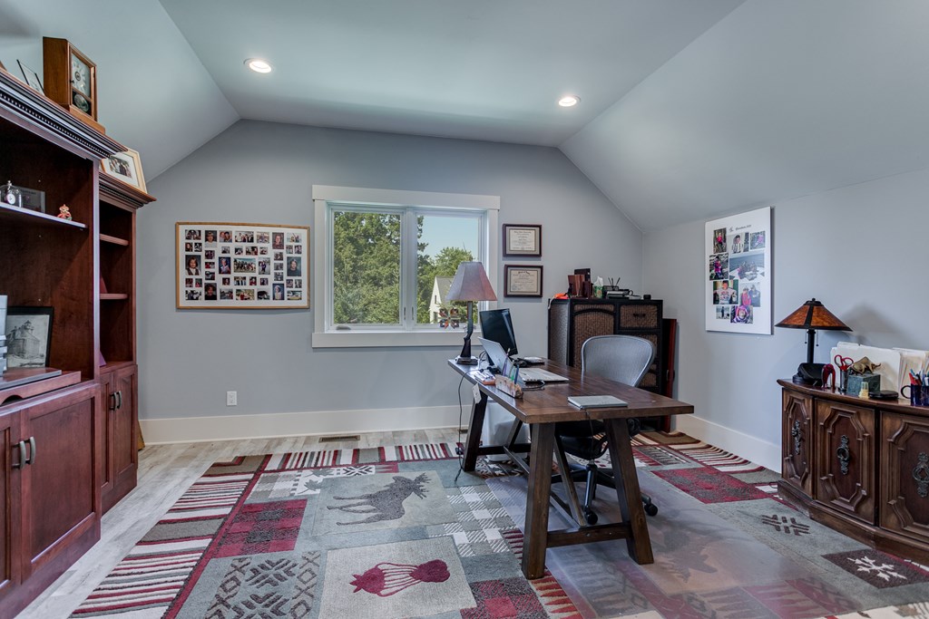 Sturgeon Bay, Wisconsin, 54235, United States, 3 Bedrooms Bedrooms, ,5 BathroomsBathrooms,Residential,For Sale,1941719