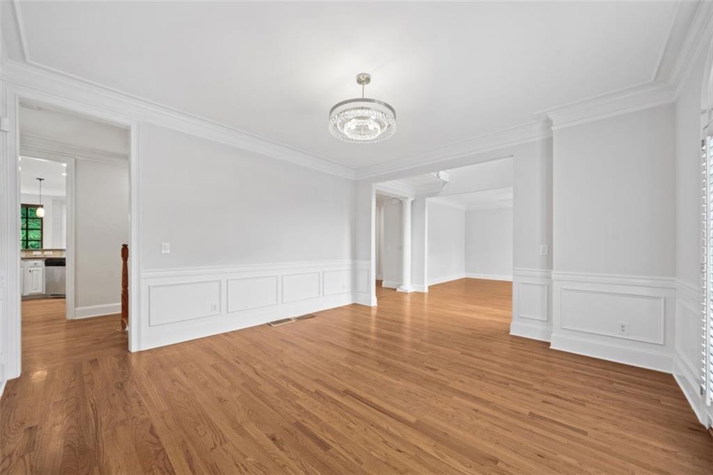 Atlanta, Georgia, 30331, United States, 6 Bedrooms Bedrooms, ,5 BathroomsBathrooms,Residential,For Sale,1906537