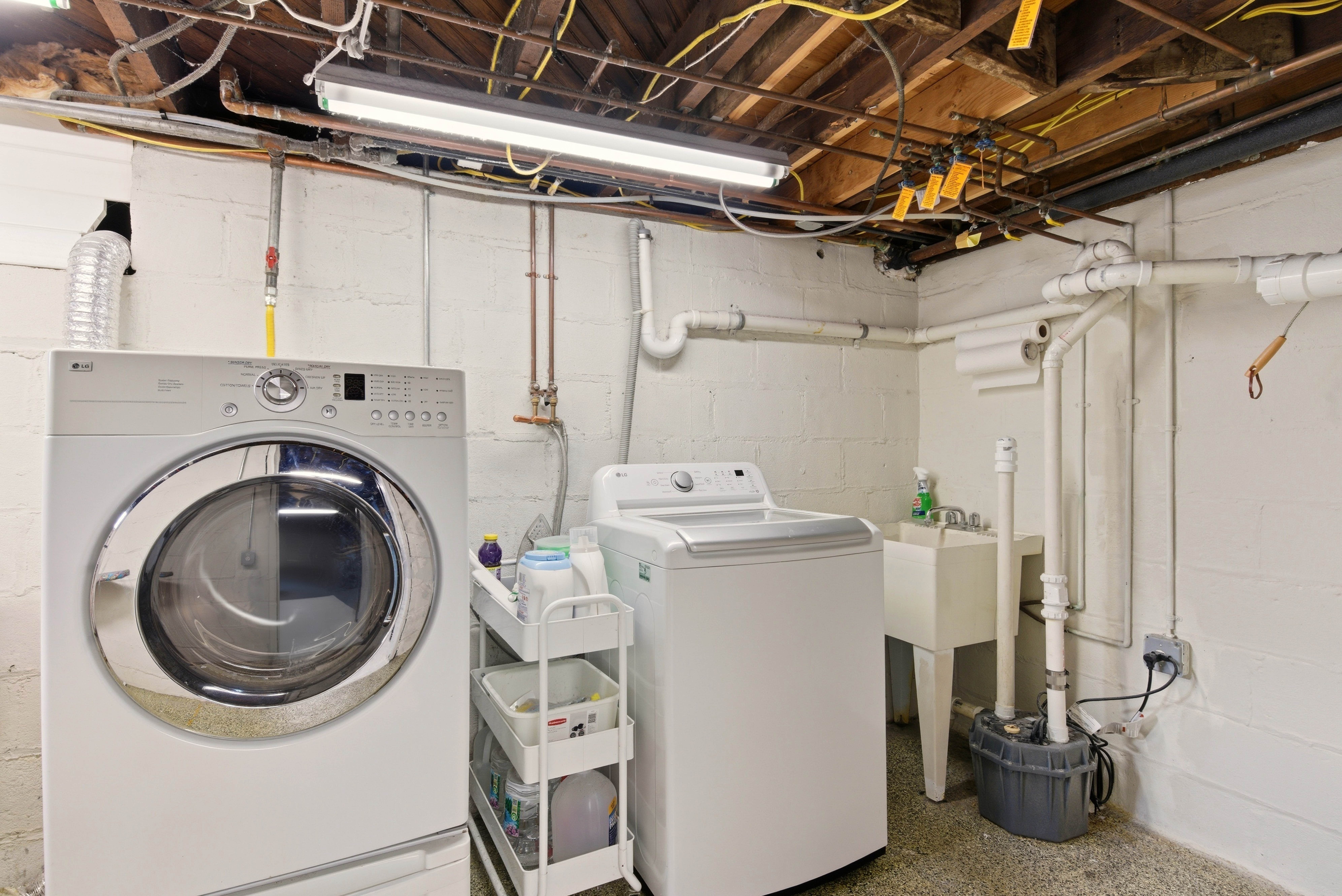  11 Oakland Street, Huntington, NY 11743 - 物件實景