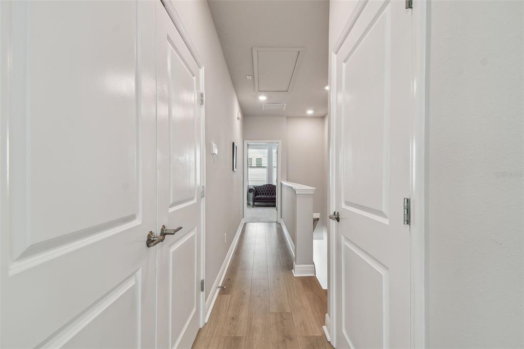 Sarasota, Florida, 34237, United States, 3 Bedrooms Bedrooms, ,4 BathroomsBathrooms,Residential,For Sale,1862311
