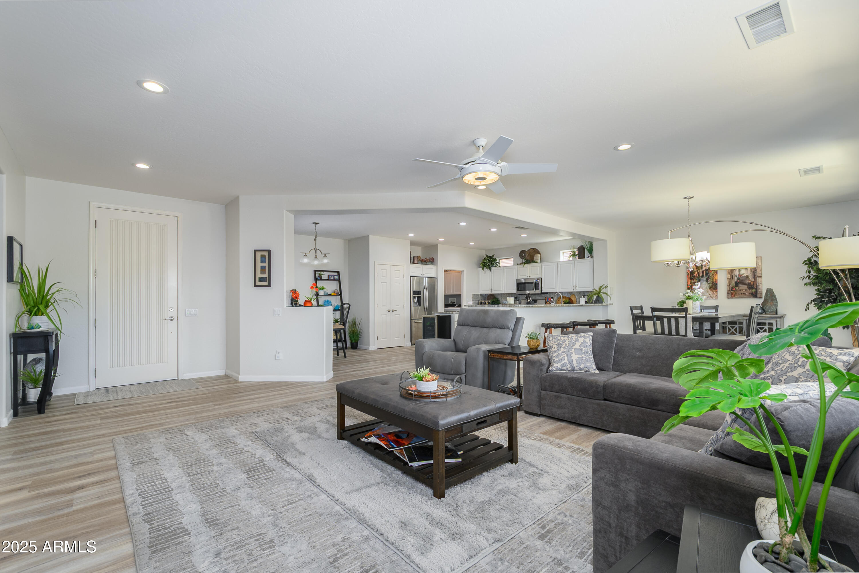 Surprise, Arizona, 85387, United States, 2 Bedrooms Bedrooms, ,2 BathroomsBathrooms,Residential,For Sale,1994841