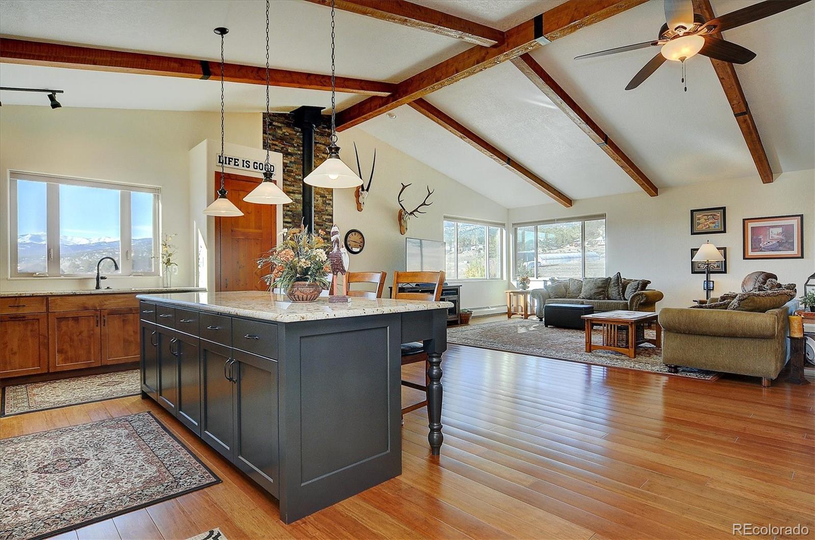 Howard, Colorado, 81233, United States, 4 Bedrooms Bedrooms, ,1 BathroomBathrooms,Residential,For Sale,1921674