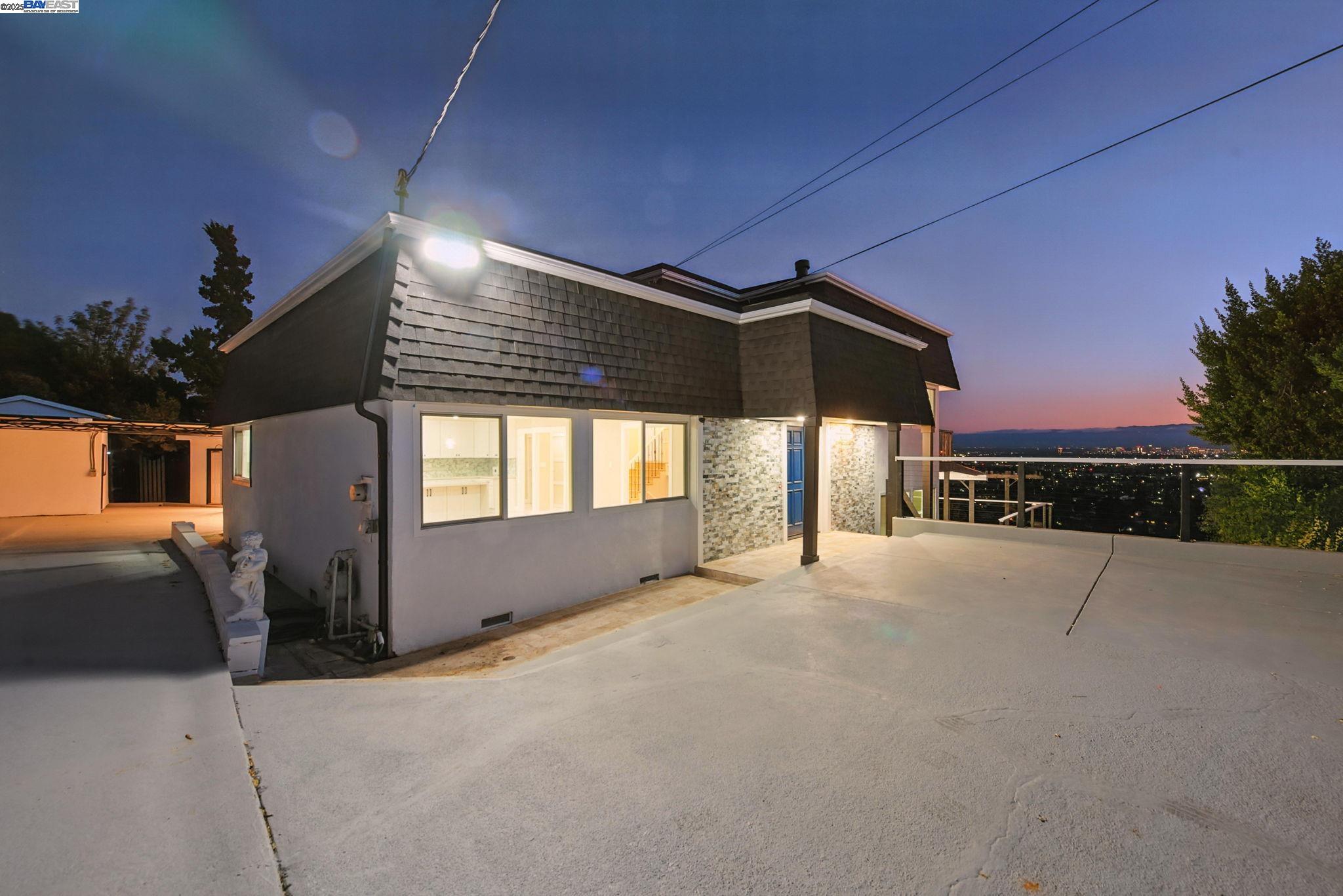 San Jose, California, 95127, United States, 4 Bedrooms Bedrooms, ,4 BathroomsBathrooms,Residential,For Sale,1903794