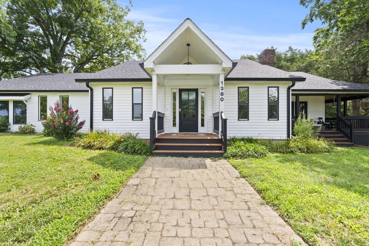 Versailles, Kentucky, 40383, United States, 4 Bedrooms Bedrooms, ,Residential,For Sale,1900700