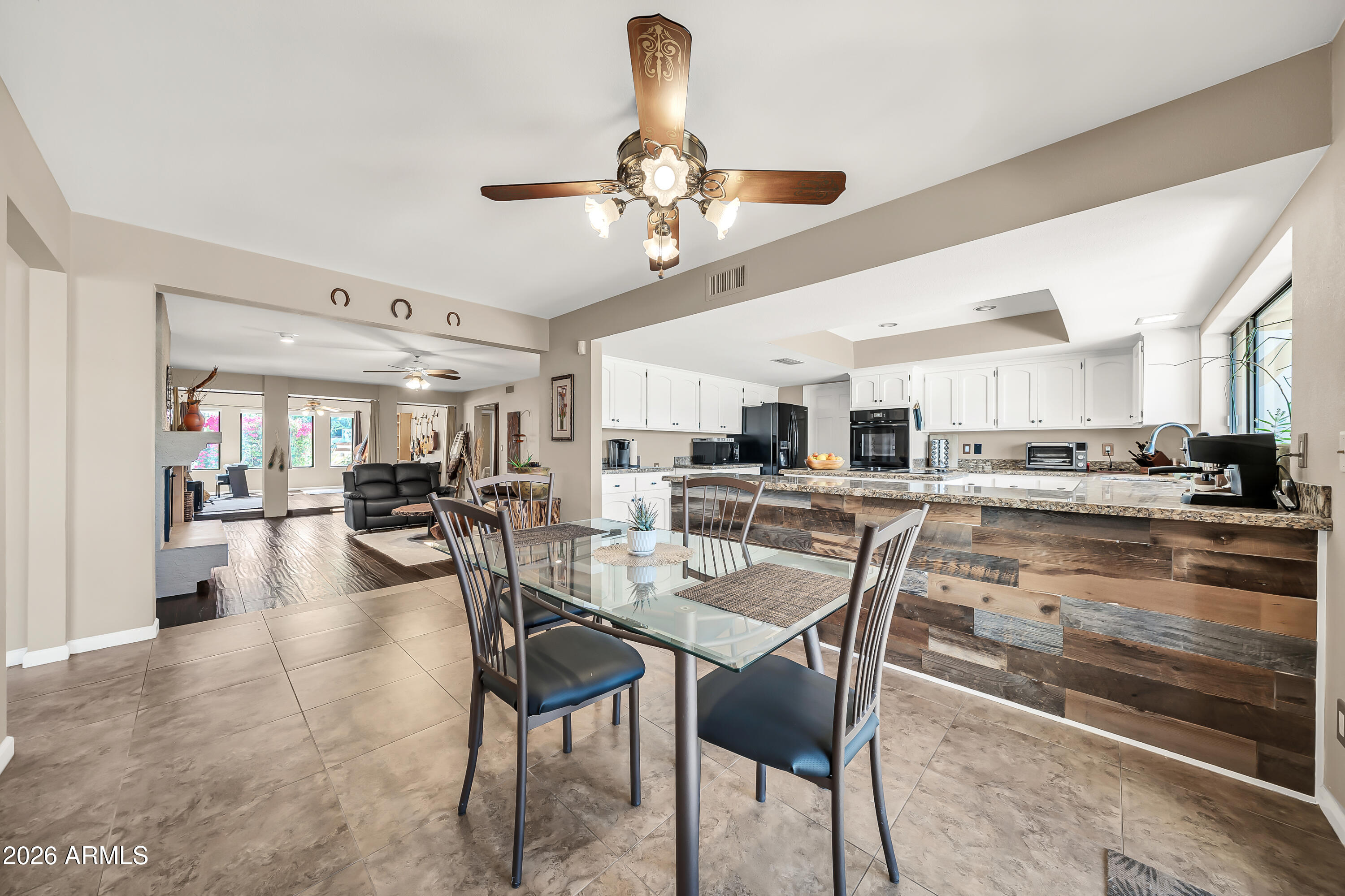  1121 W Aster Drive  Phoenix, AZ - 物件實景