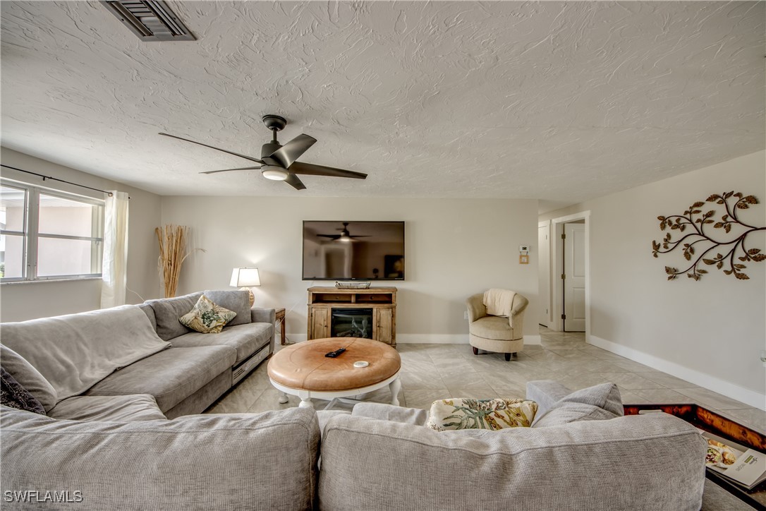 St James City, Florida, 33956, United States, 3 Bedrooms Bedrooms, ,2 BathroomsBathrooms,Residential,For Sale,1942698