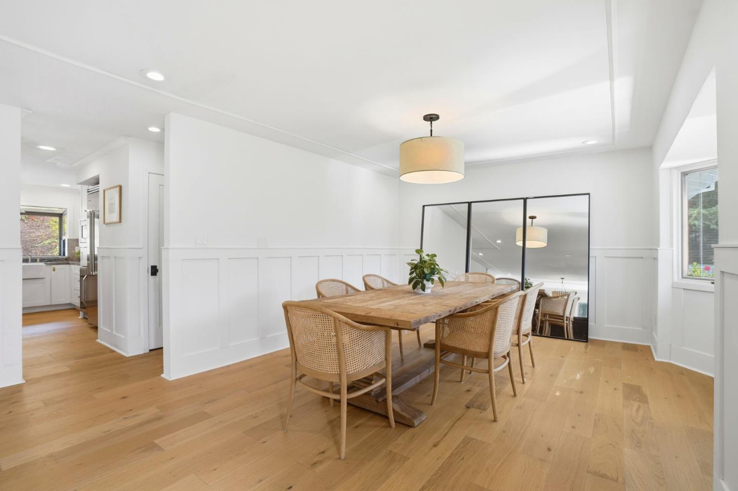 Walnut Creek, California, 94596, United States, 3 Bedrooms Bedrooms, ,4 BathroomsBathrooms,Residential,For Sale,1987935