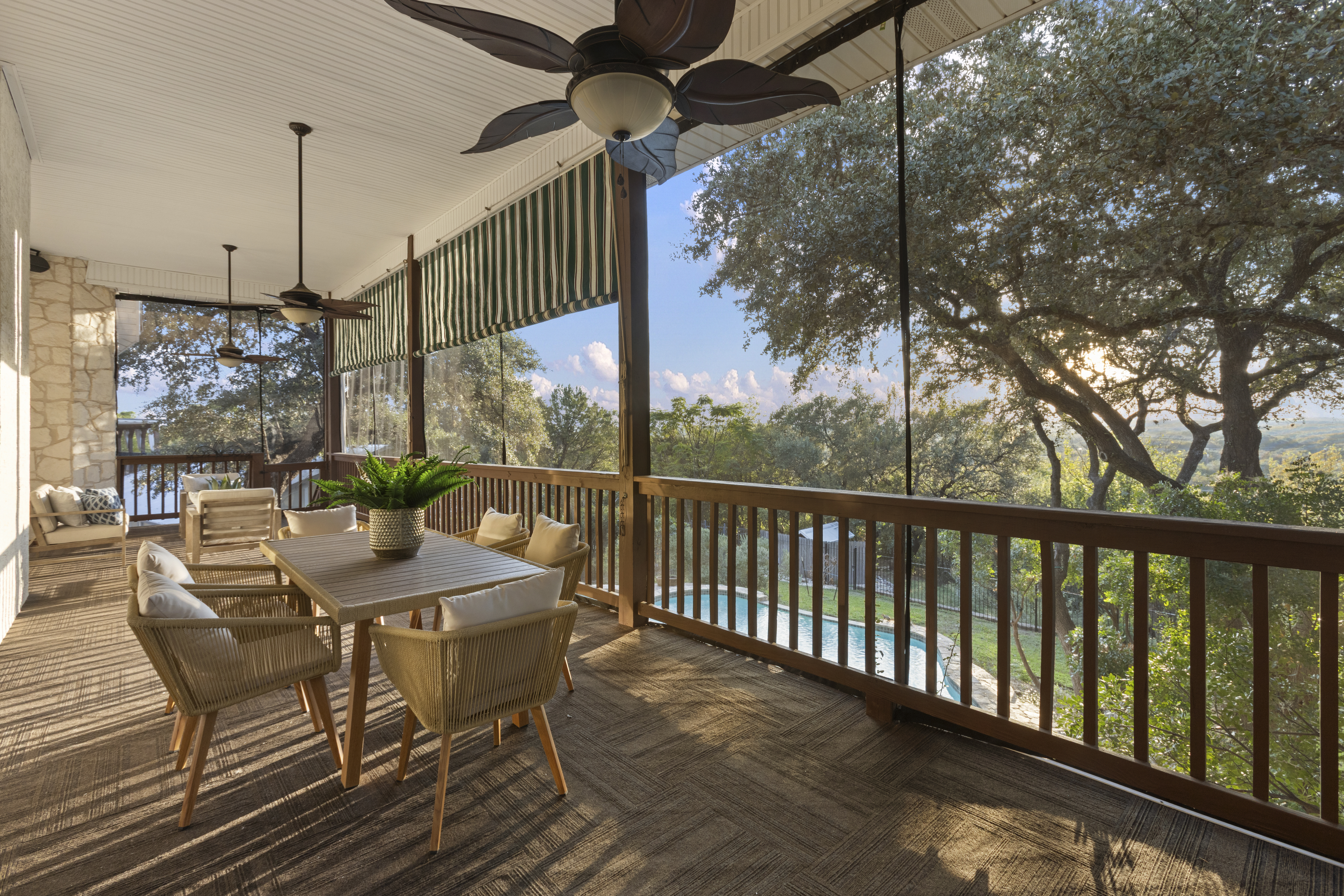  Elevated Living and Stunning Views - 物件實景
