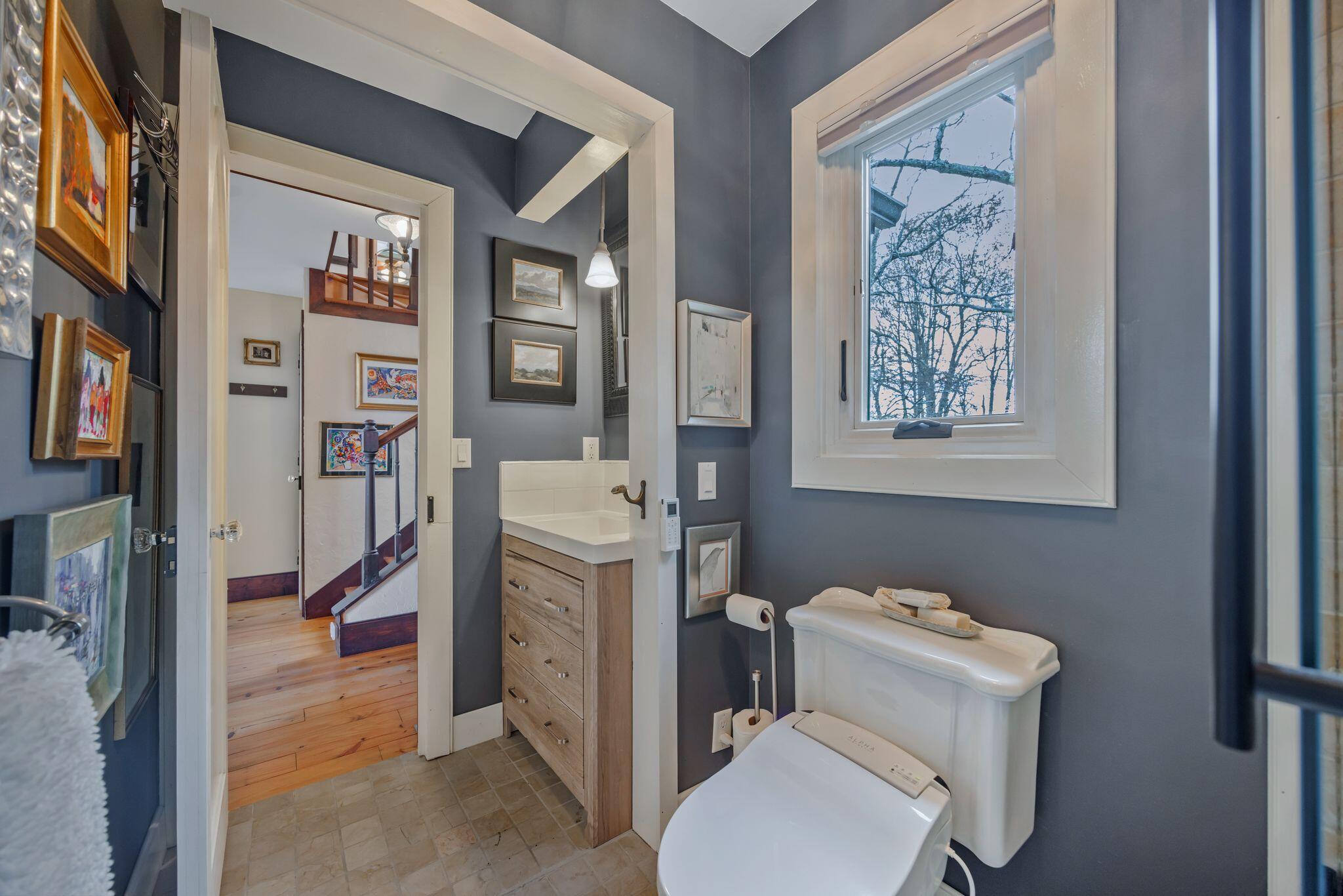 Rising Fawn, Georgia, 30738, United States, 2 Bedrooms Bedrooms, ,2 BathroomsBathrooms,Residential,For Sale,1995389