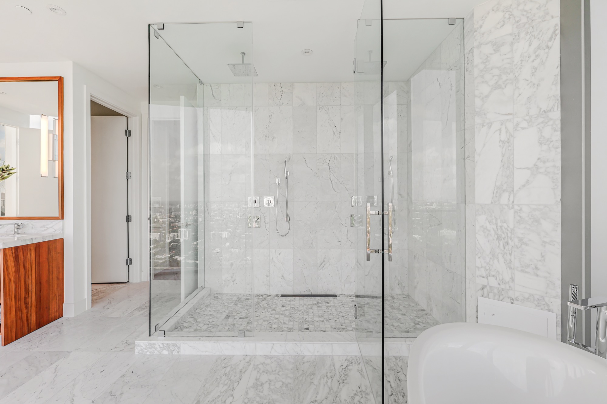  175 SE 25 Road, Miami, FL, 33129 - 物件實景
